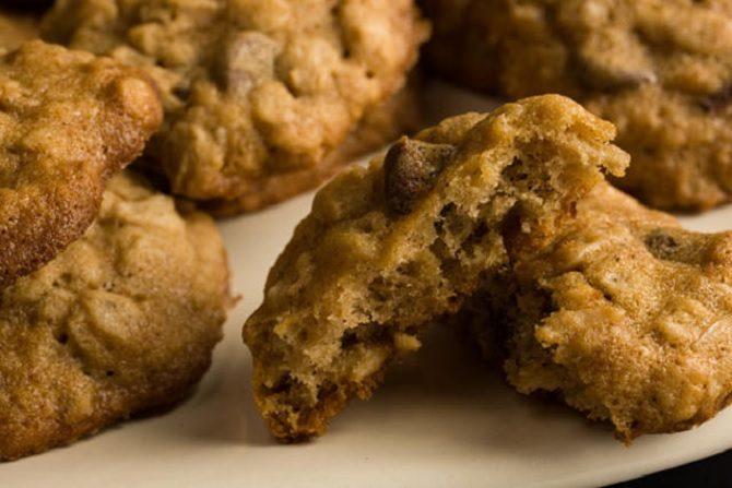 oatmeal chocolate chip cookies