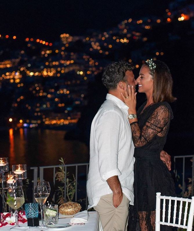  Ryan popped the question in June in Italy
