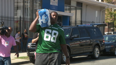 Newark wins water distribution case as donors hand out bottles citywide