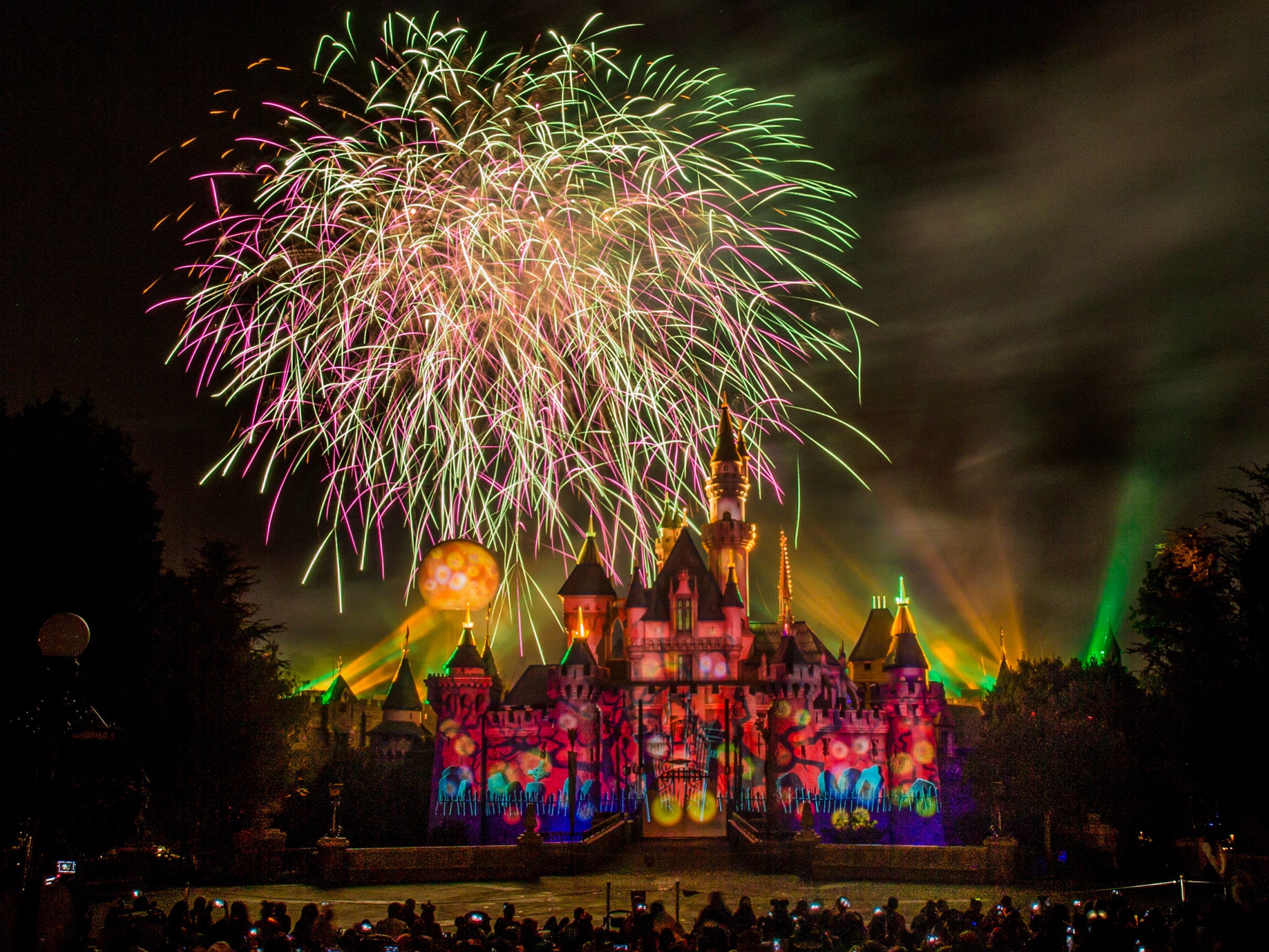 “Halloween Screams” Nighttime Spectacular at Disneyland