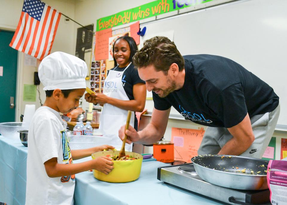 NBA All-Star Pau Gasol and his young sous-chefs know that good nutrition is the key to a strong, healthy body.