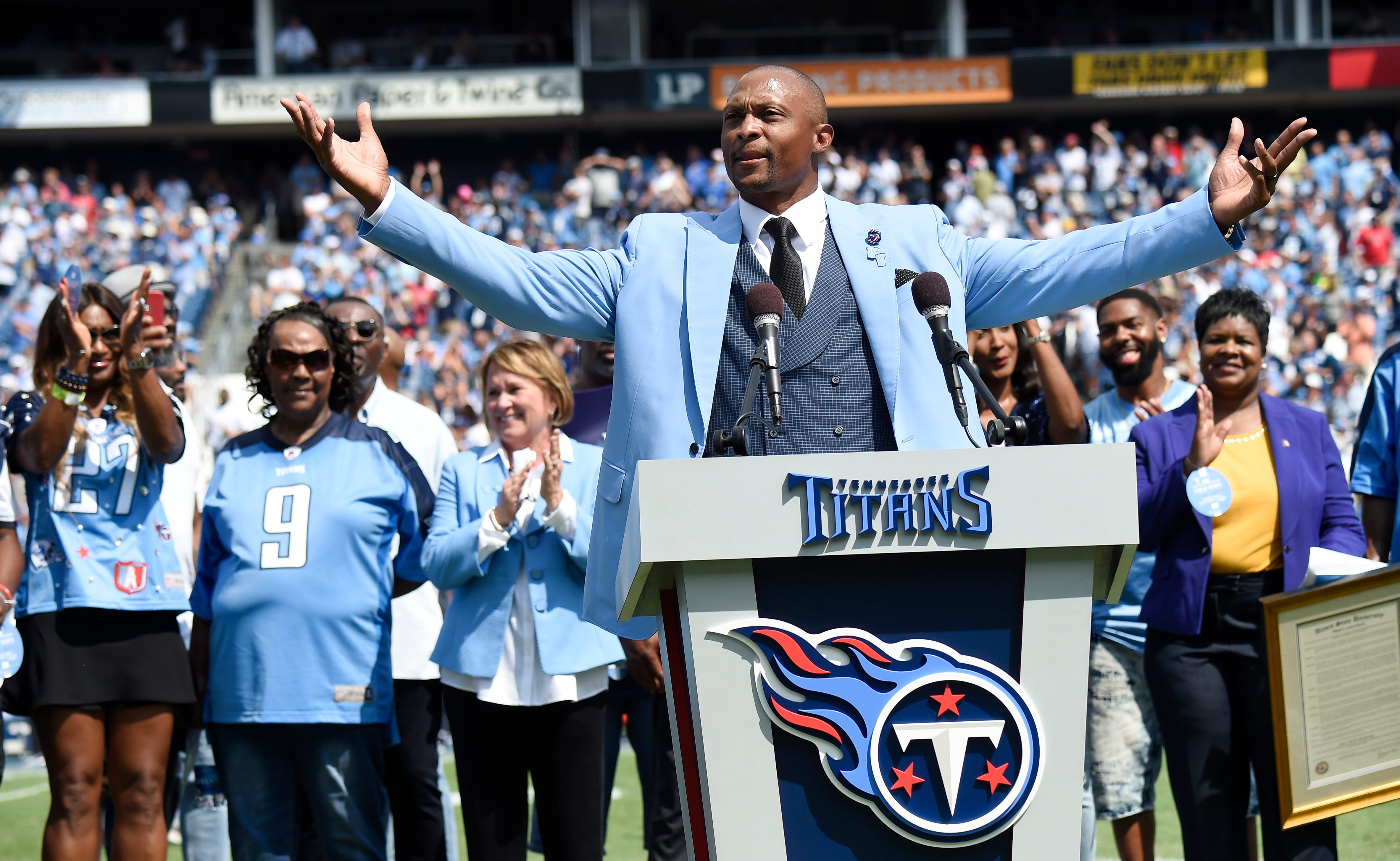 Former Titans star Eddie George speaks during halftime ceremonies at Nissan Stadium Sunday, Sept. 15, 2019 in Nashville, Tenn. 