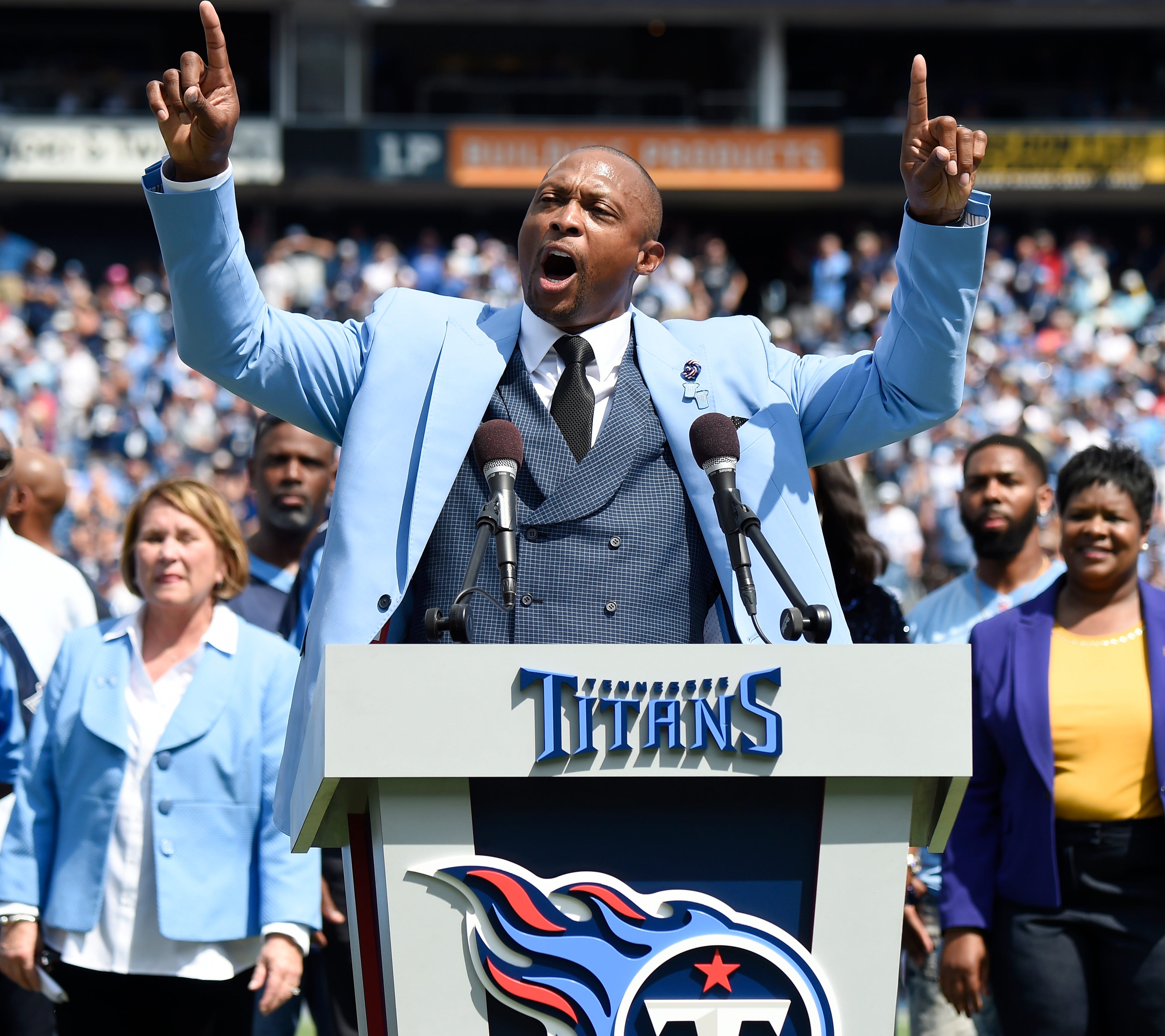 Former Titans star Eddie George speaks during halftime ceremonies at Nissan Stadium Sunday, Sept. 15, 2019 in Nashville, Tenn. 