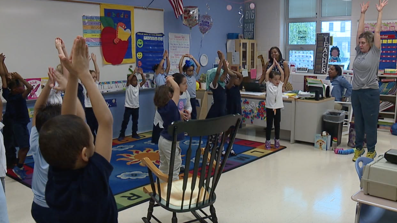 Almira school yoga