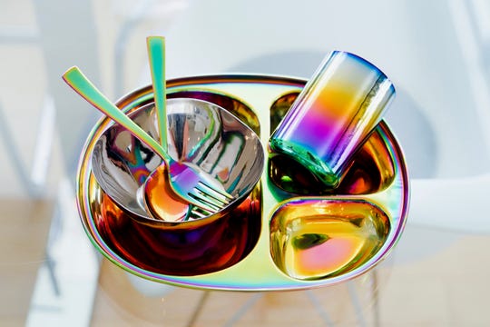 Ahimsa products are made of stainless steel, which is one of the most recycled materials worldwide. The packaging is also made from 100% recyclable cardboard.