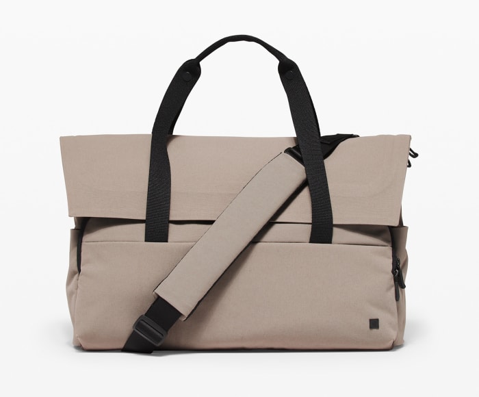 lululemon-duffel