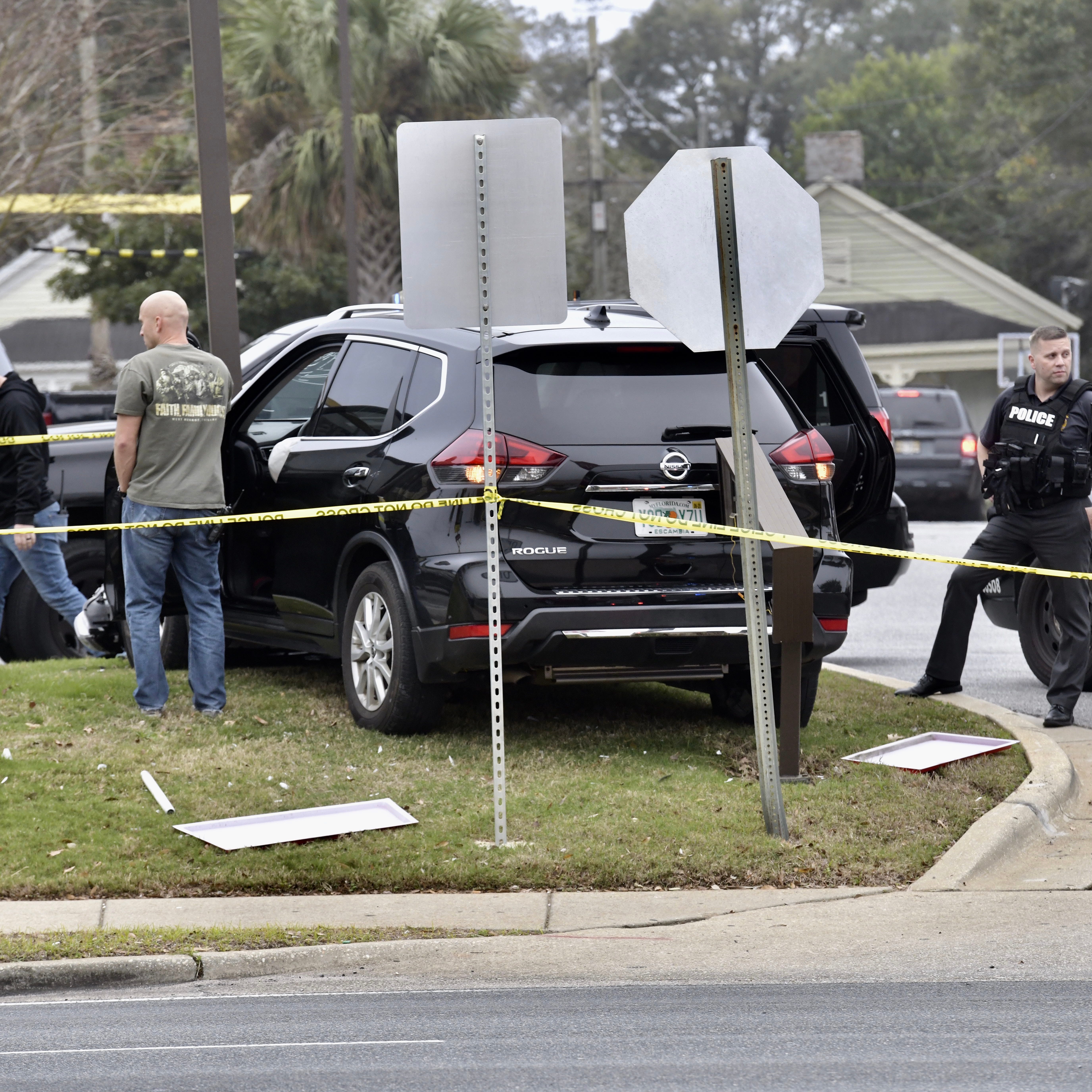 Pensacola Police are searching for two cars who were shooting each other in the area of Ninth Avenue and East Cervantes Street.