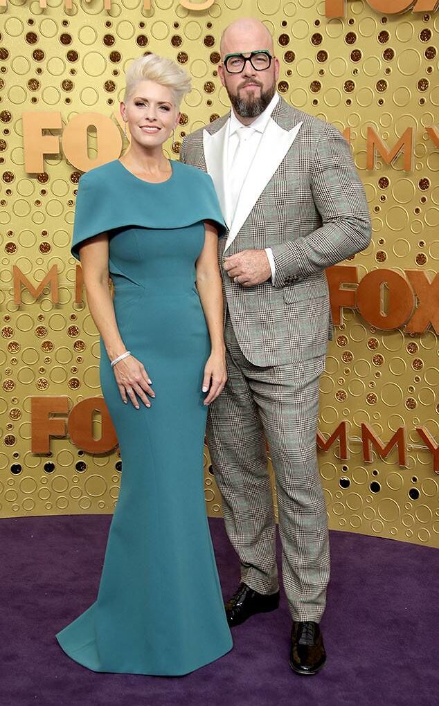 This Is Us Star Chris Sullivan and Wife Rachel Expecting First Child – E! NEWS