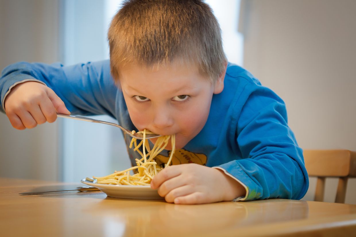 It's important to instil good eating habits in children from young. Photo: Filepic