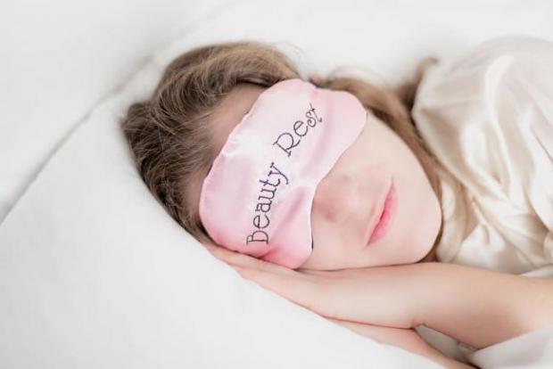 Glasgow Times: Sleep Scotland suggests wearing an eye mask