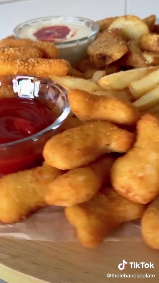 Many parents shamed her for the choice of food saying it's "awful"